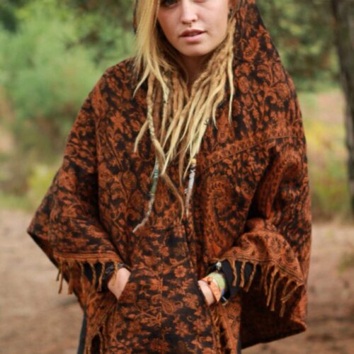 hoodie-poncho-paisley-muster-schwarz