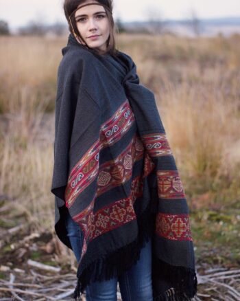 yak-schal-bohemian-hippie-style