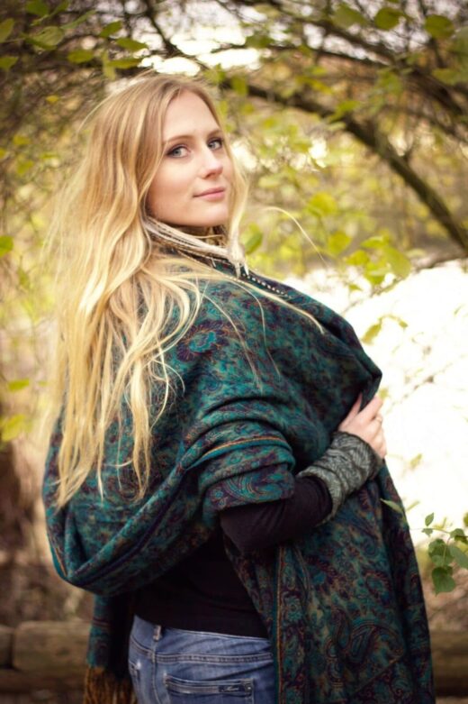 yak-schal-paisley-hippie