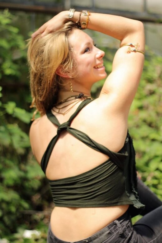 top-hippie-kreuz-festival-fashion-gruen