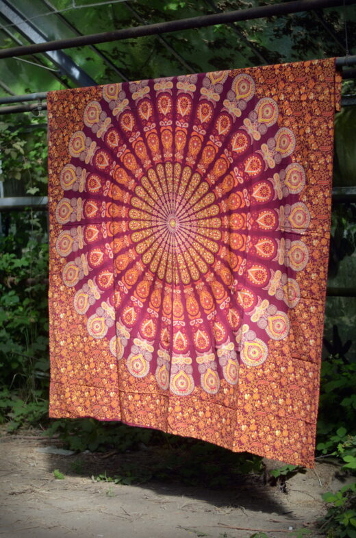 wandtuch-rot-orange-mandala-psy-goa