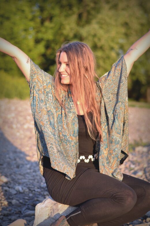 kimono-seide-hippie-blau-tuerkis-hippie-boho-festival