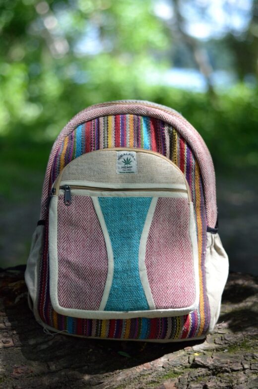 hanf-rucksack-nachhaltig-gruene-mode-hippie-festival