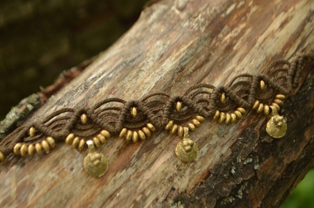 makrame-fuß-band-braun-hippie-goa-psy-symbol