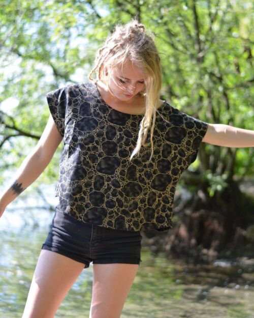 top-hippie-grunge-psy-wear-schwarz-gold