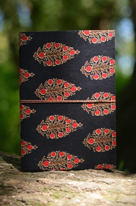 notizheft-handgeschoepftes-papier-handmade