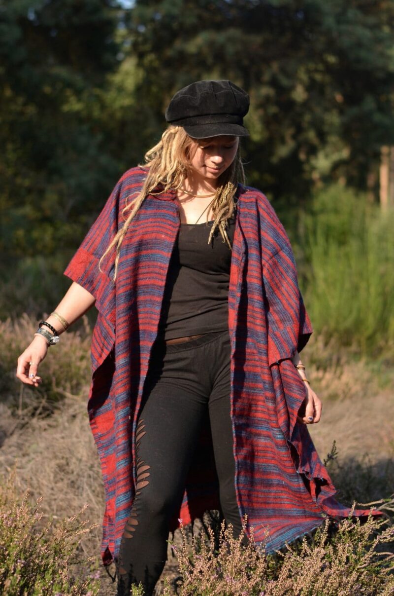 poncho-offene-jacke-boho-hippie-rot-blau