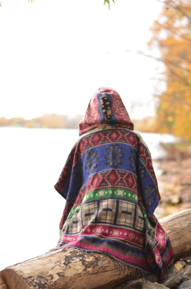 poncho-kapuze-gemustert-herbst-winter