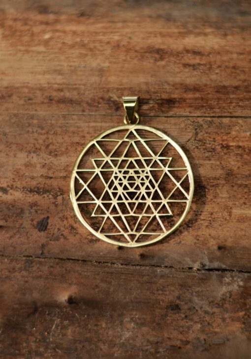 shri-yantra-amulett-yoga-kraft-symbol