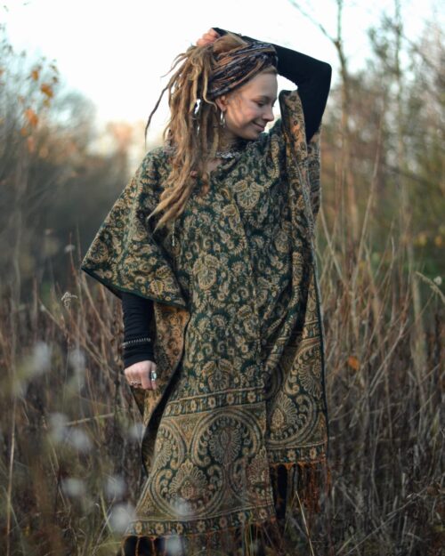 poncho-mantel-hippie-paisley-boho