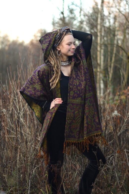 poncho-paisley-muster-bohemian-fashion