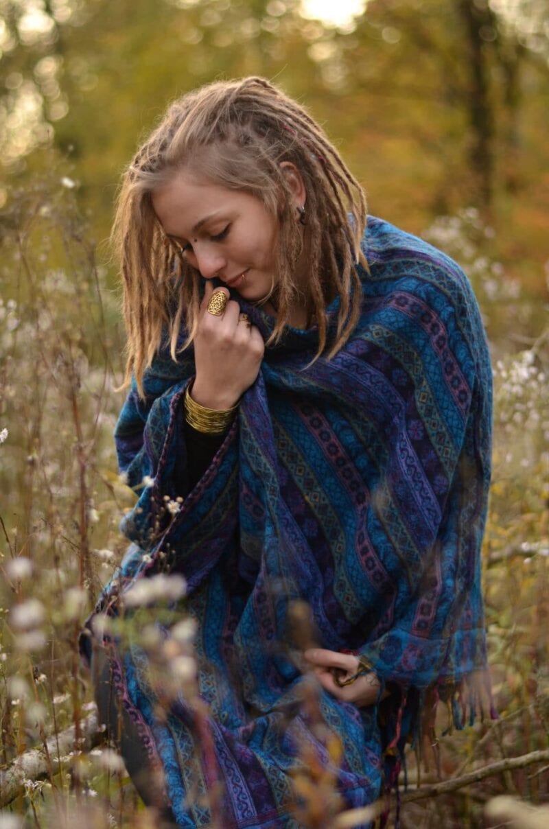 poncho-streifen-muster-hippie-style