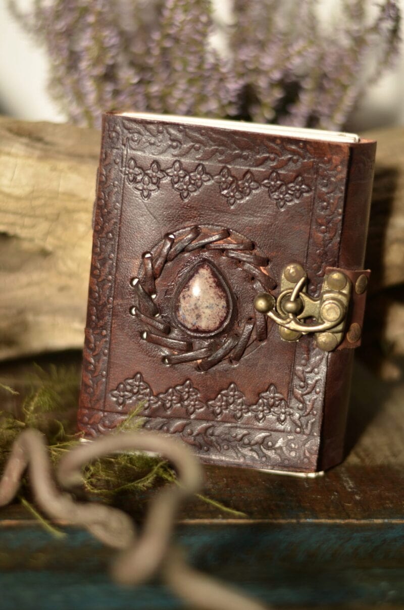 lederbuch-oriental-tribe-hippie-style
