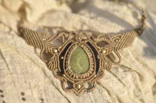 kette-hippie-stil-festival-makramee-schmuck