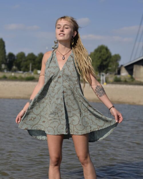 kleid-hippie-mode-rueckenfrei