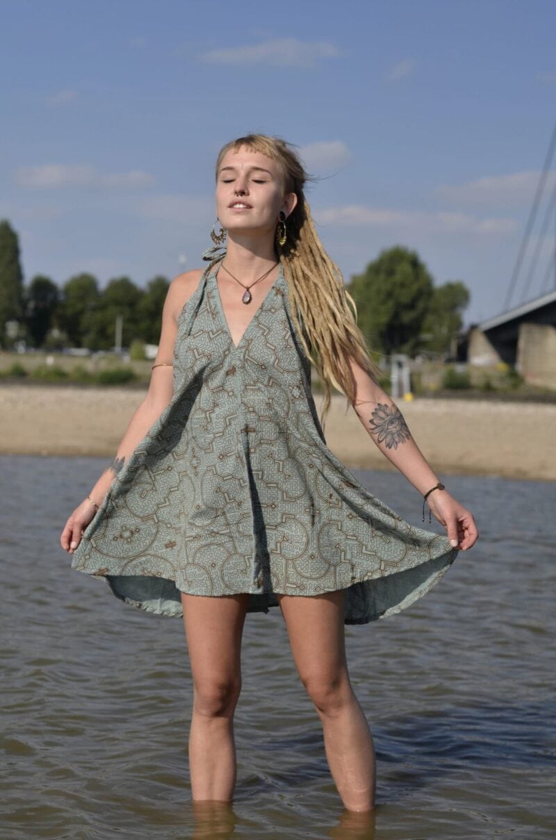 kleid-hippie-mode-rueckenfrei