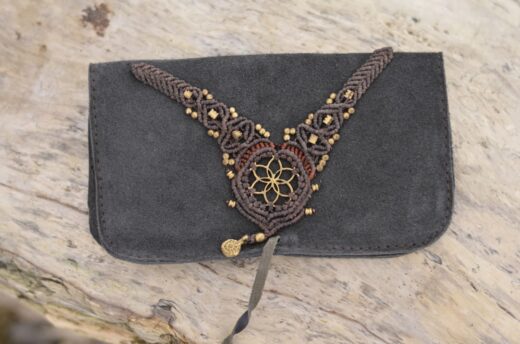 tabaktasche-individuell-hippie-mode-fairtrade
