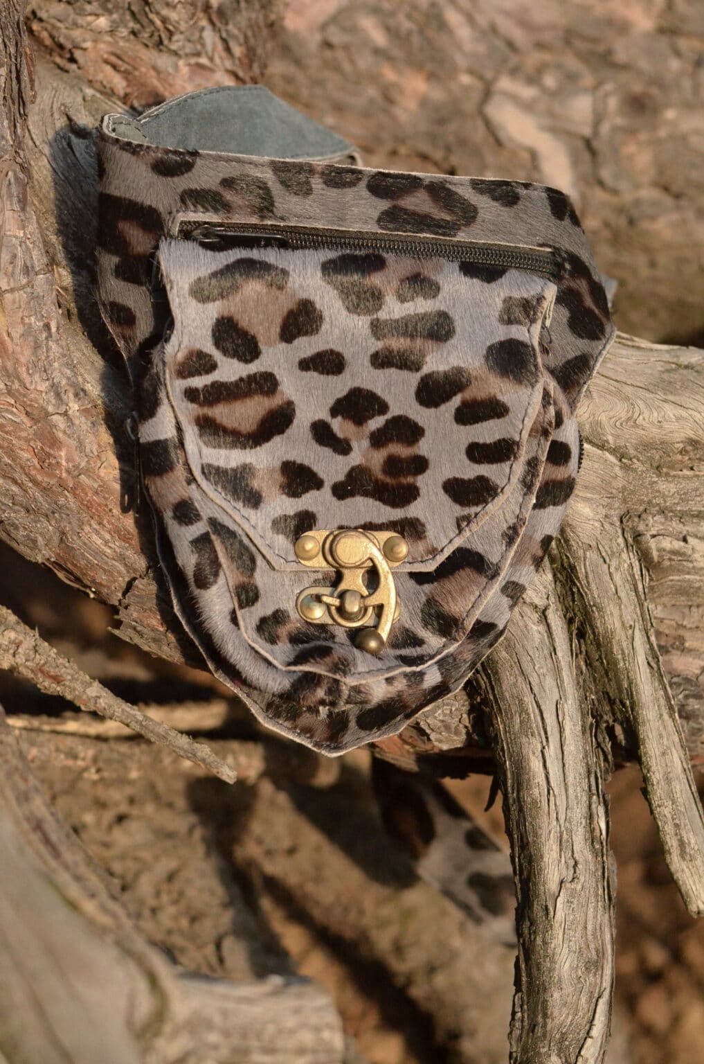 guerteltasche-anmial-print-goa-style-grunge