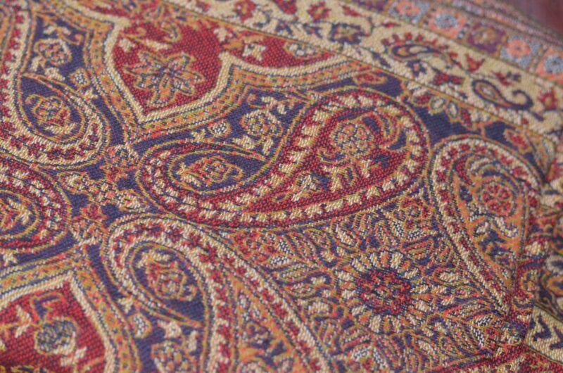 paisley-muster-schal-rot-gemustert-ethno