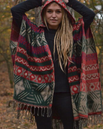 poncho-hippie-style-natural-bohemian-mode