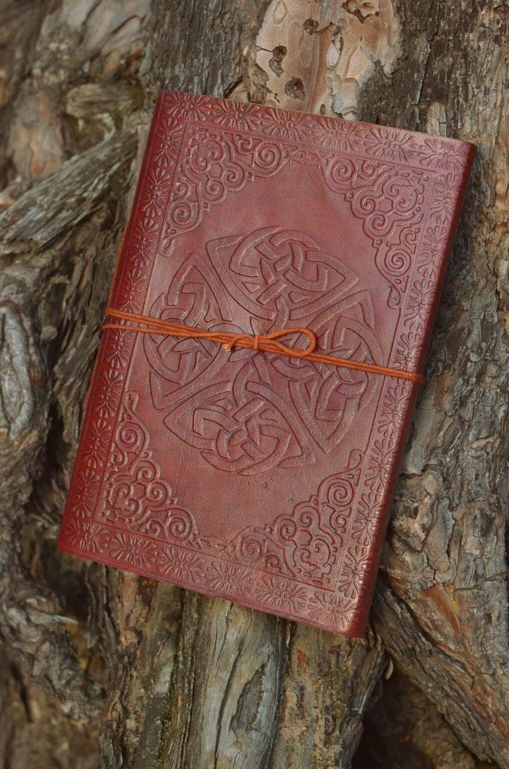endlos-knoten-journal-tagebuch-kladde