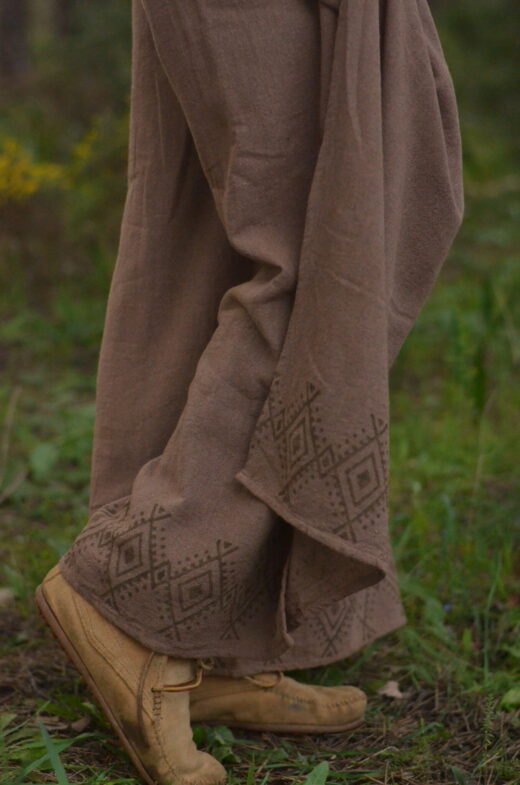 hose-seiten-offen-thaihose-beige