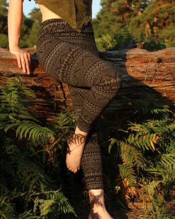 leggings-tribal-style-schwarz