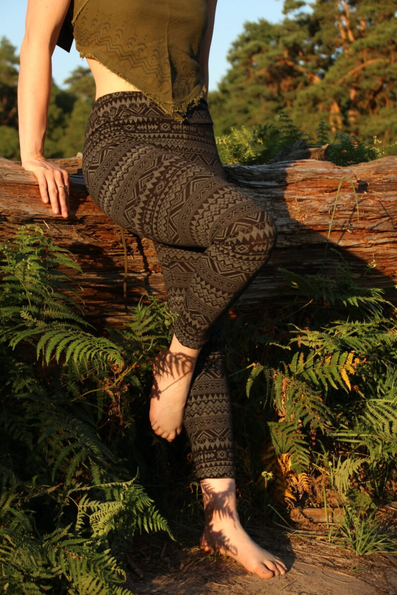 leggings-tribal-style-schwarz