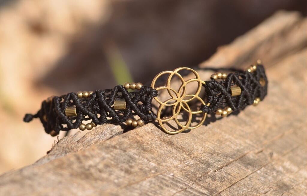 armband-seed-of-life-schwarz