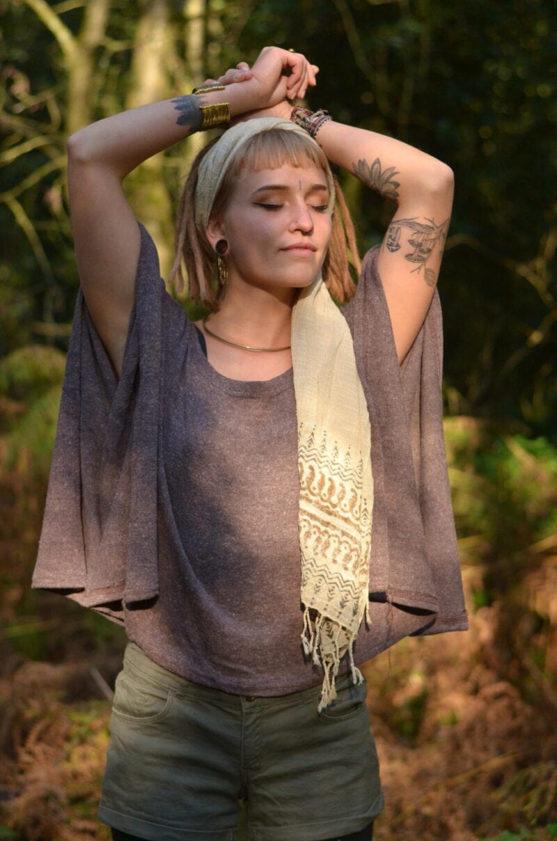 schal-kapuze-natuerlich-beige-hippie