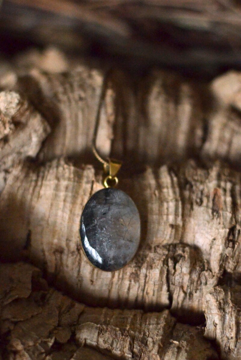 quartz-kette-amulett-messingschmuck