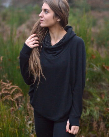 pullover-hippie-festival-look-schwarz