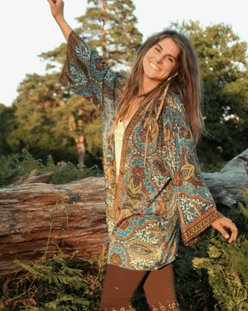 kimono-paisley-muster-erdfarben