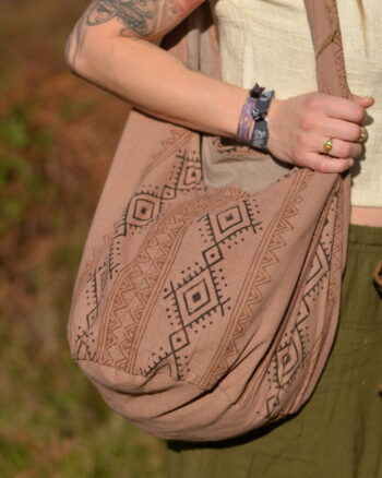 hand-tasche-hippie-look-pastell