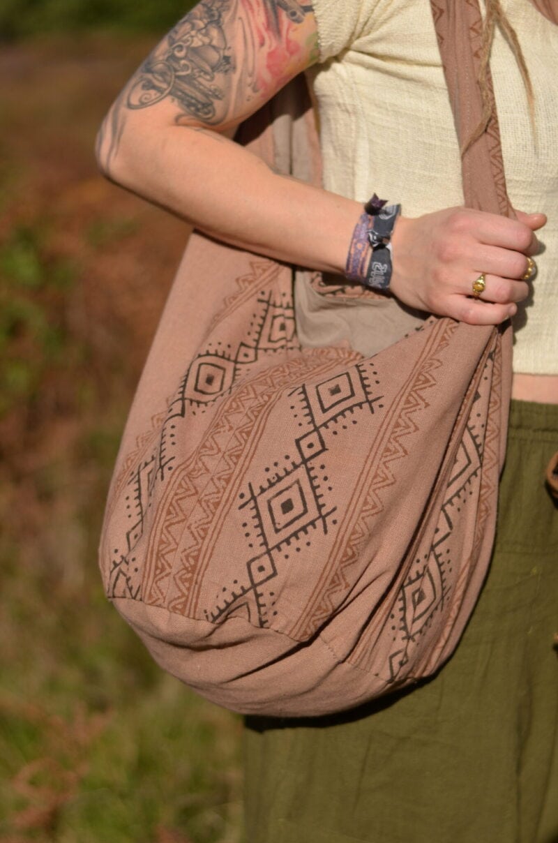 hand-tasche-hippie-look-pastell