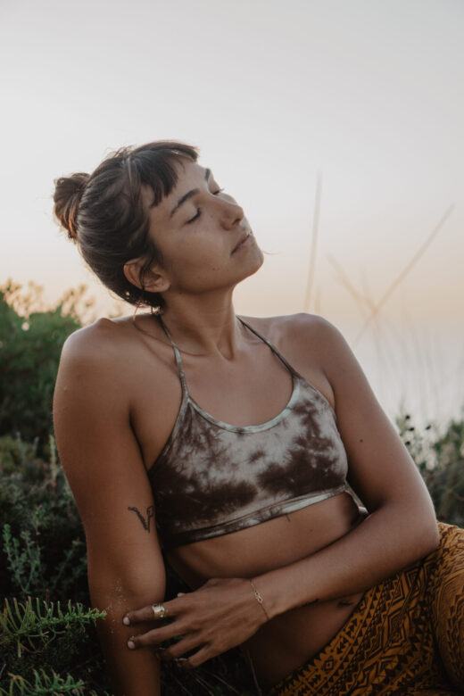 batik-crop-top-techno-style