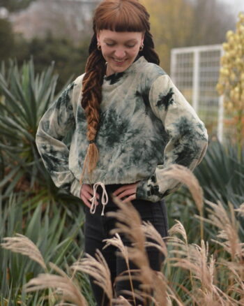 batik-pullover-techno-fashion-gruen