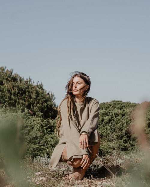 zipfelkleid-natuerliche-farben-boho-style