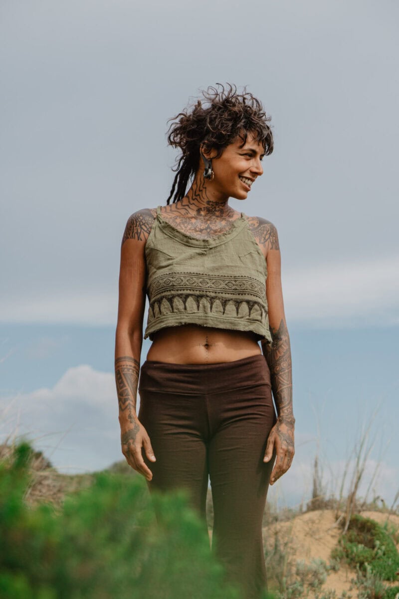 crop-top-tribal-muster-kleidung-gruen