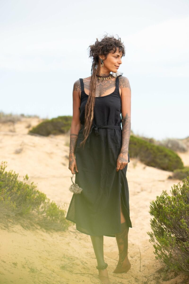 hippie-kleid-schwarz-natural-look
