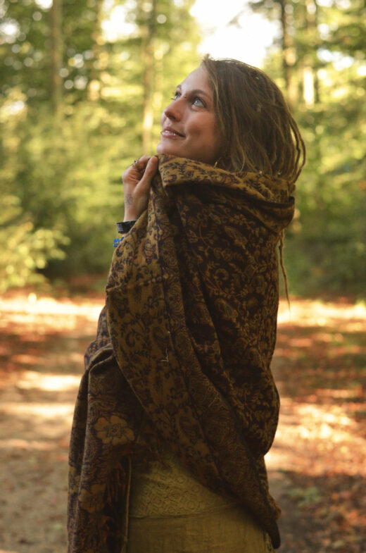 yak-schal-paisley-muster-boho-chic