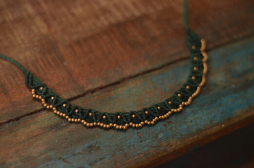 choker-halskette-hippie-outfit-natuerlich