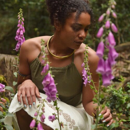 crop-top-natuerlicher-look-olive