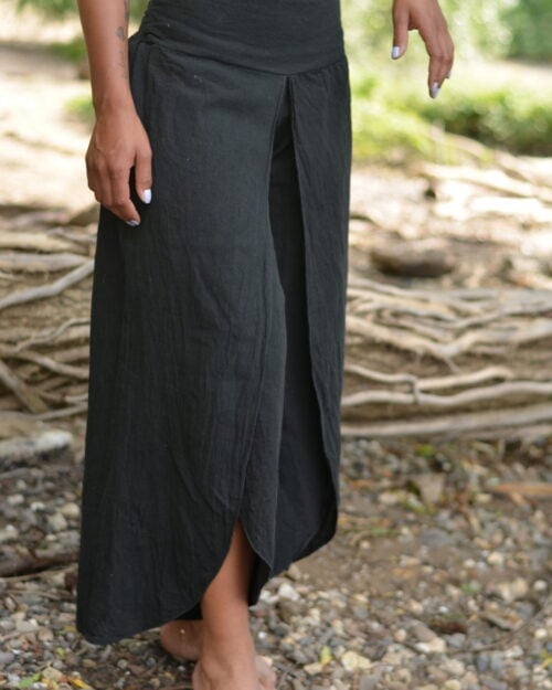 hippie-hose-schlitz-am-bein-schwarz