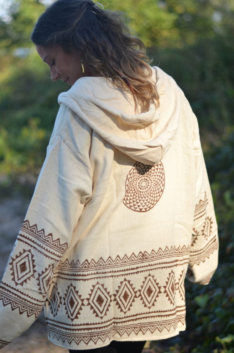 hippie-kleidung-winter-poncho-weiss