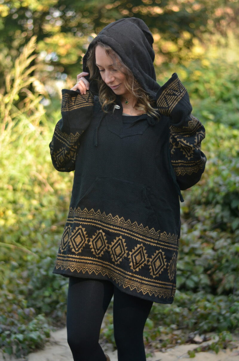 poncho-hoodie-psywear-style