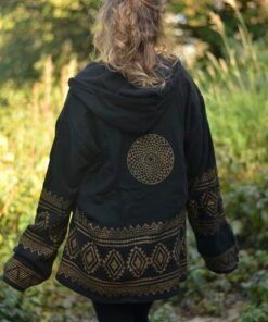 poncho-jacke-mit-kapuze-natural-style-boho-chic