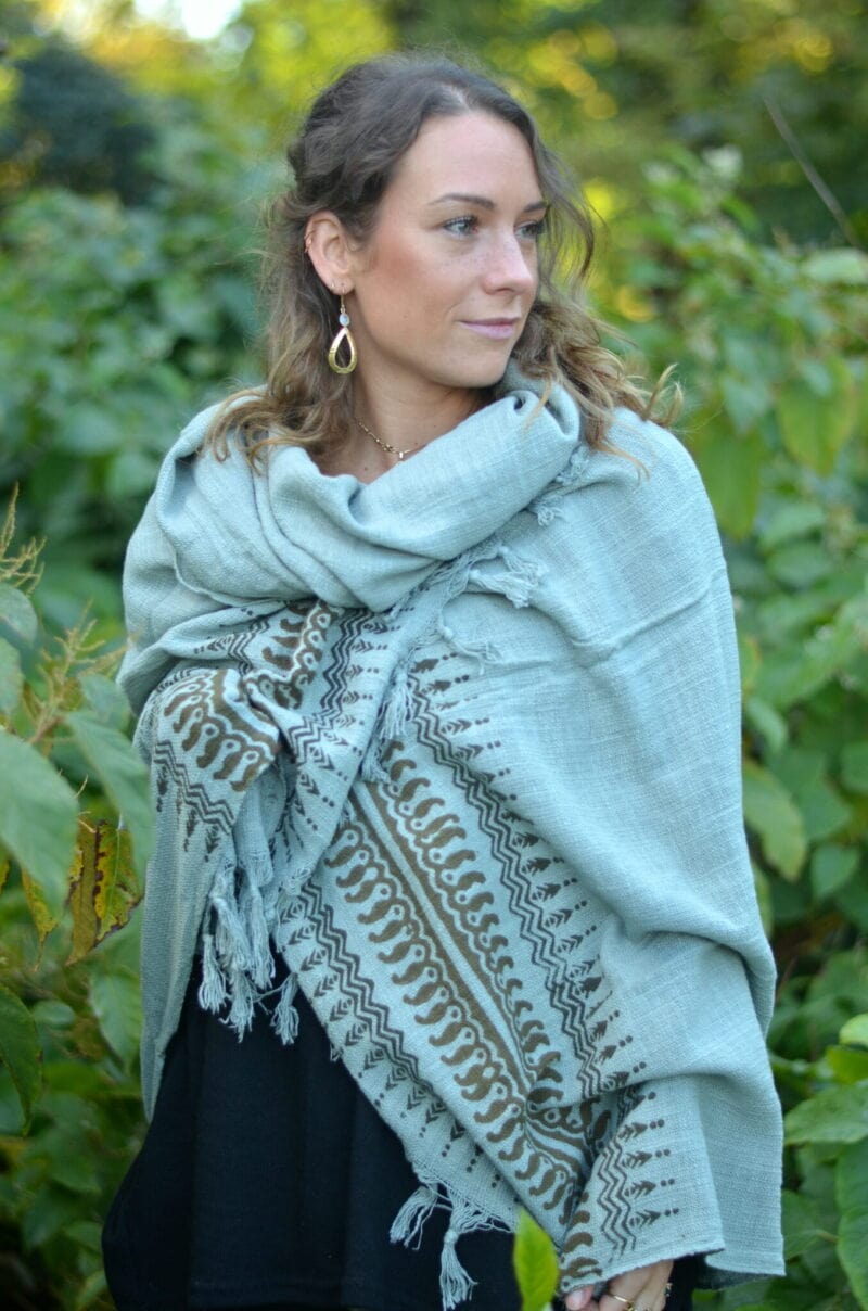 schal-natuerlicher-look-pastell-farben