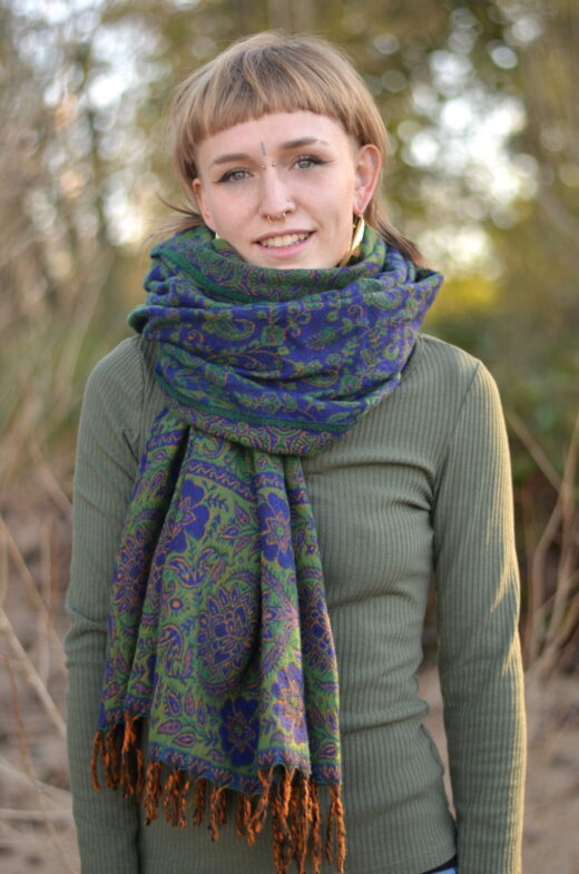 winter-schal-paisley-look-boho-geschenk