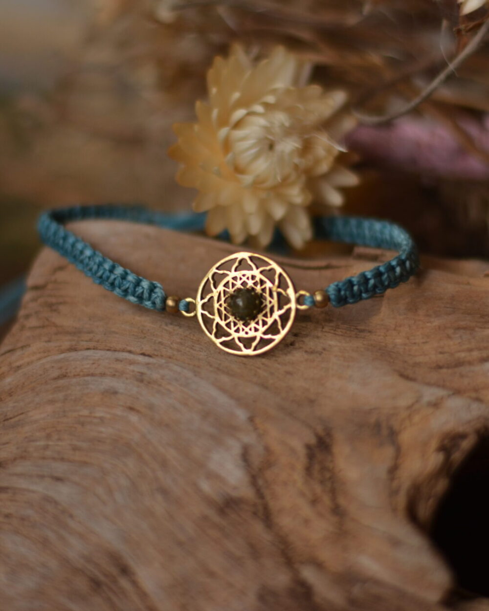 armband-spiritueller-schmuck-makrame